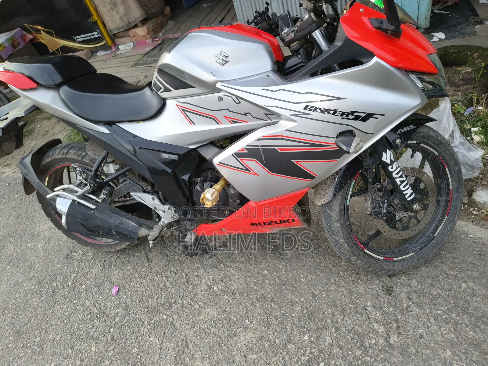 Suzuki Gixxer Fi ABS 2024 Orange
