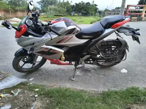 Suzuki Gixxer Fi ABS 2024 Orange