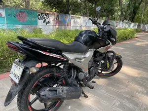Yamaha 2014 Black