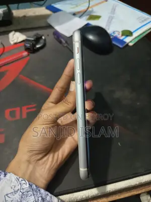Apple iPhone 11 64 GB White