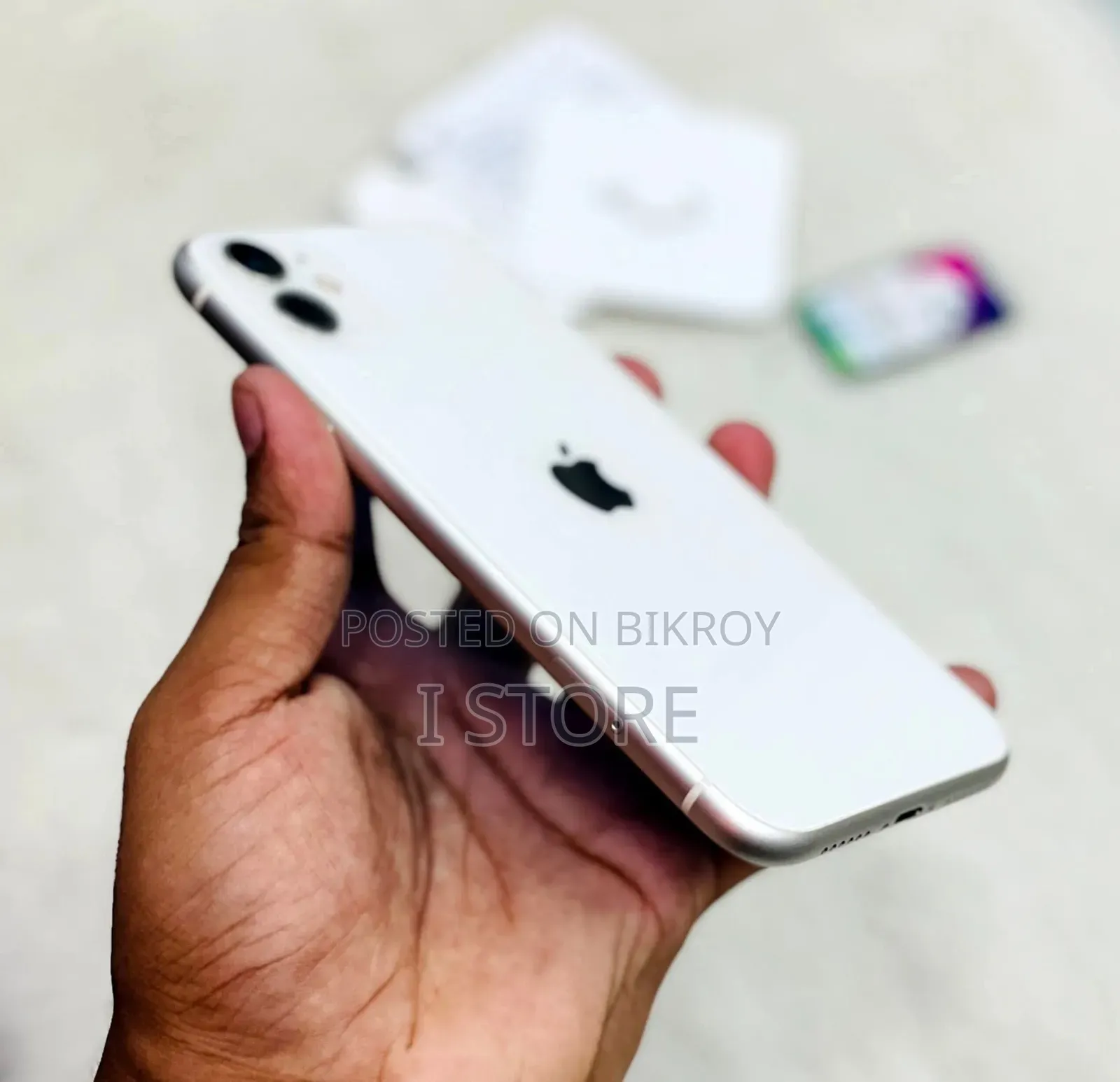 Apple iPhone 11 64 GB White