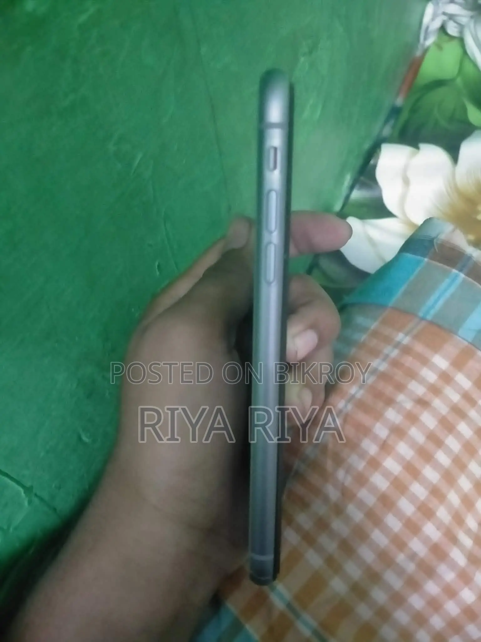 Apple iPhone 11 64 GB