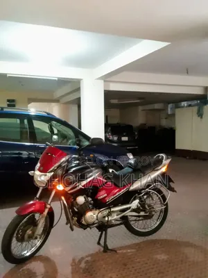 ইয়ামাহা ২০০৬ ব্ল্যাক