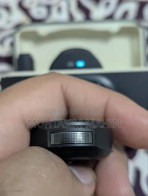 নয়েজ ক্যানসেলিং মাইক্রোফোন