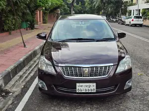 টয়োটা প্রিমিও ২.০ এফডব্লিউডি ২০১৫ মেরুন