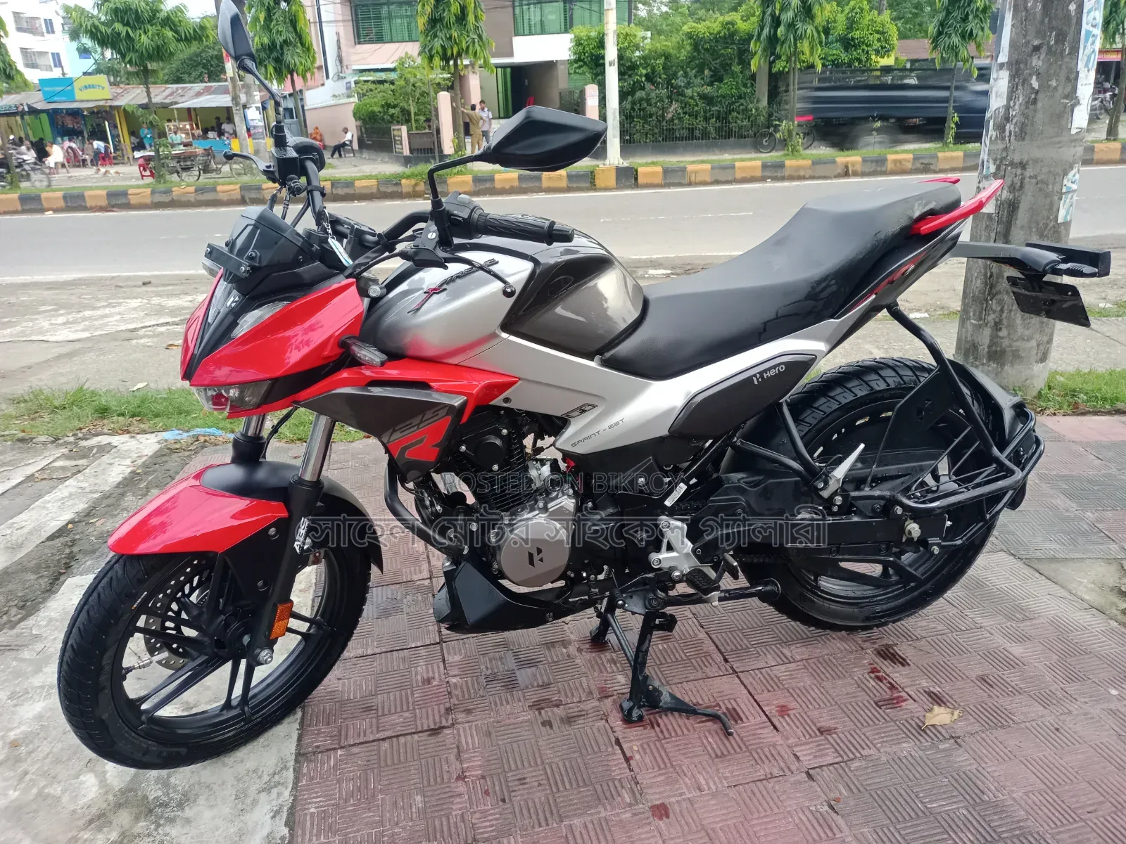Hero Xtreme 125R 2026 Black