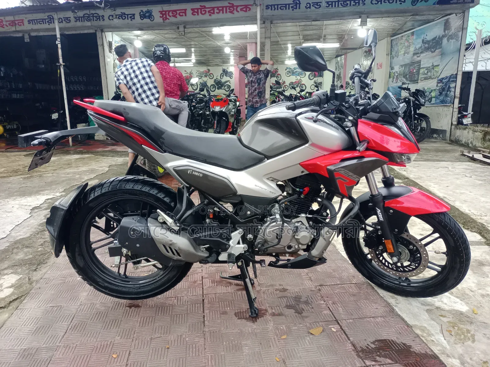Hero Xtreme 125R 2026 Black