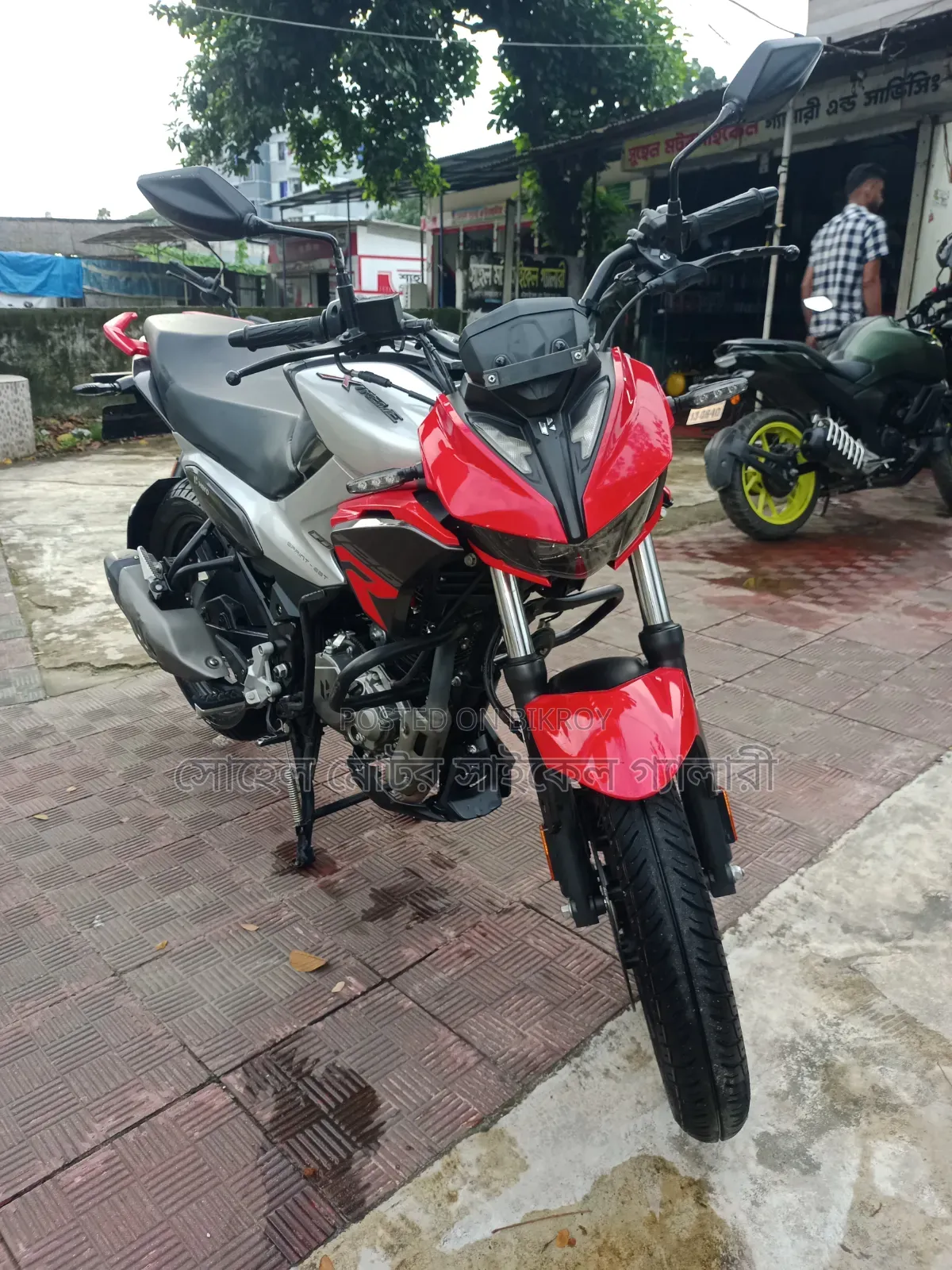 Hero Xtreme 125R 2026 Black