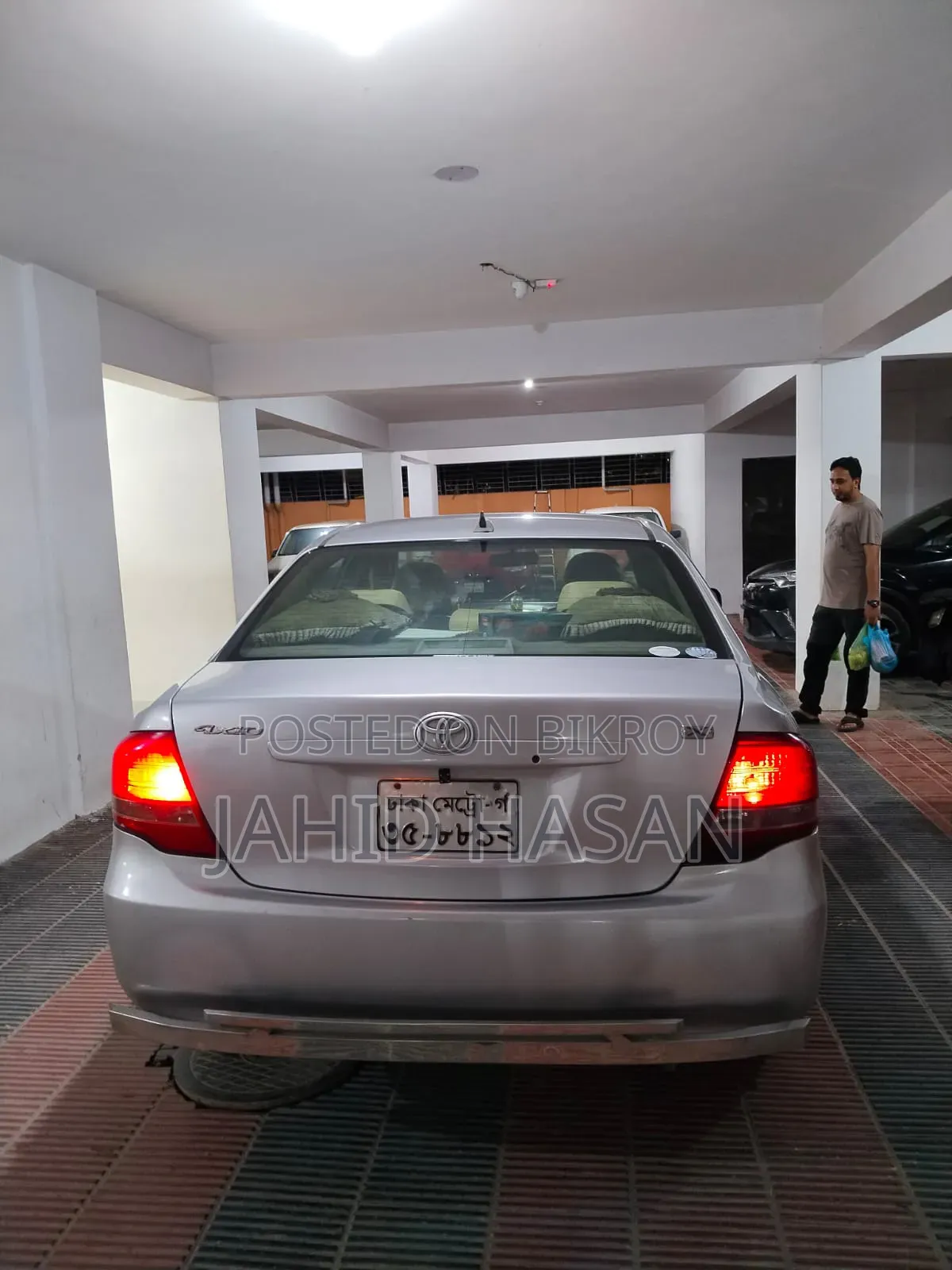Toyota Axio 2010 Silver