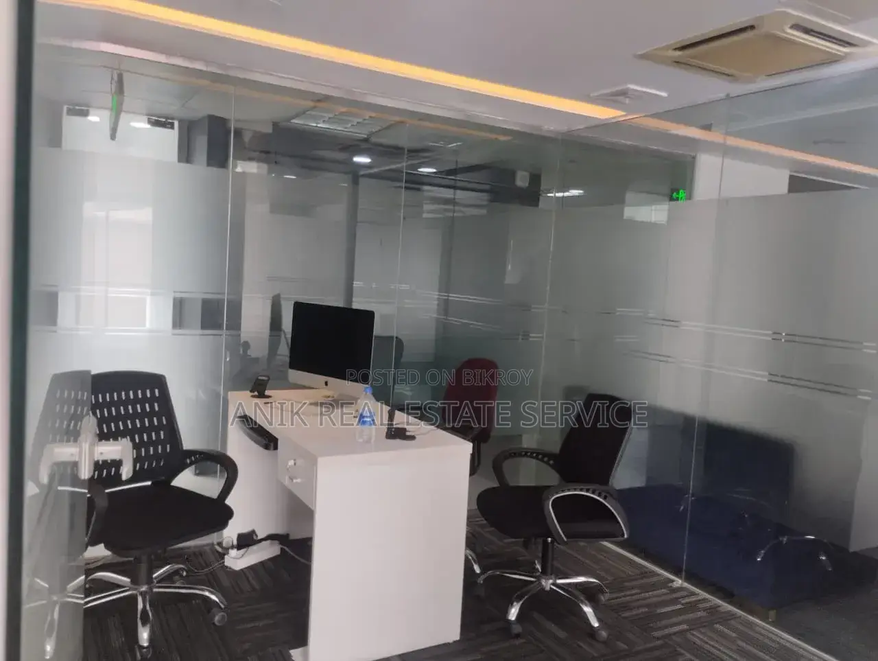 Commercial 2175 SFT Office Space for Rent at Gulshan Avenue