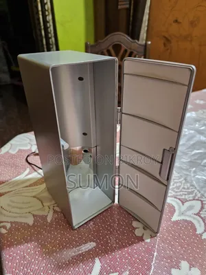 USB Mini Fridge