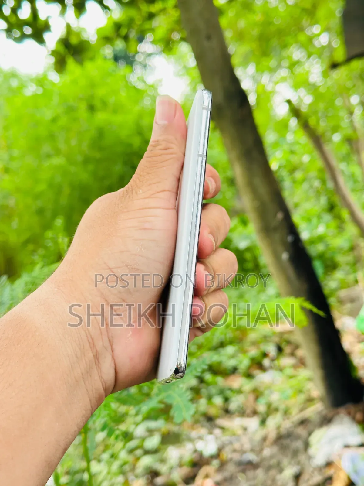 স্যামসাং গ্যালাক্সি এস২১ ৫জি ২৫৬ জিবি সাদা