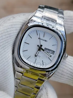 Skmei Quartz Men's Watch Silver Stainless Steel Strap With White Dial