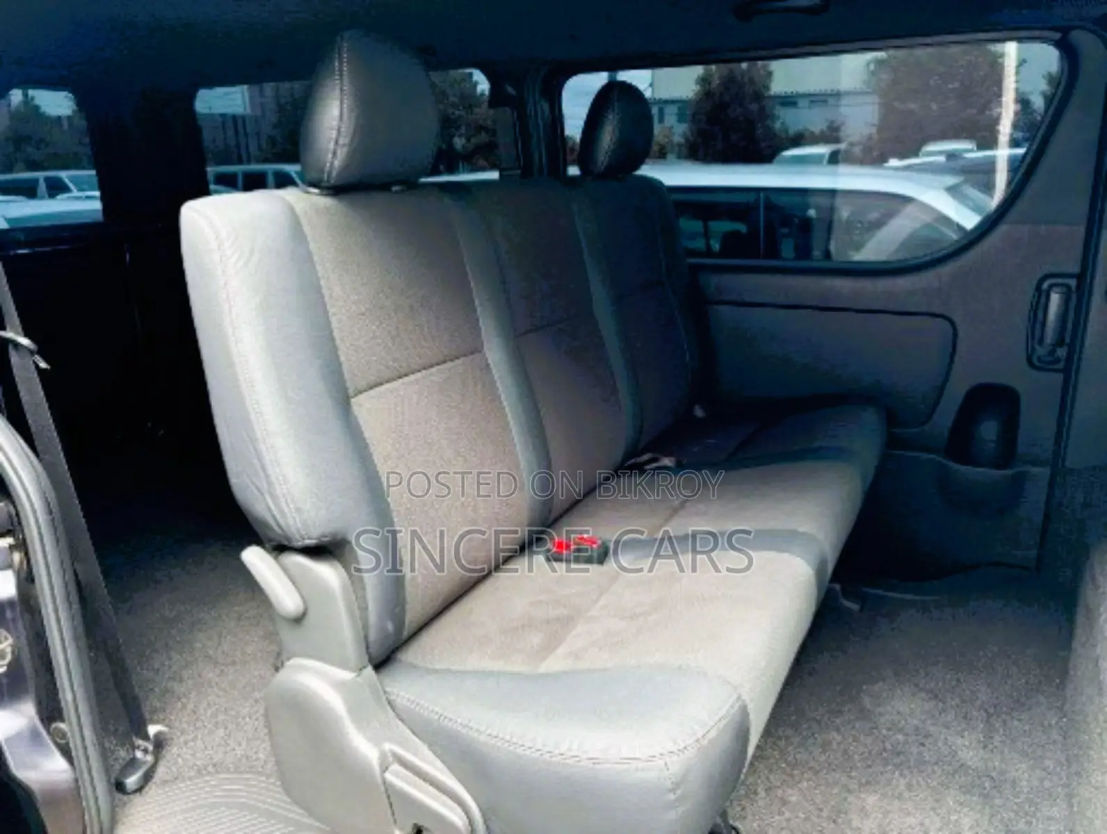 Toyota HiAce 2023 Black