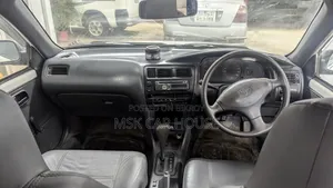 Toyota Corolla 2000 White