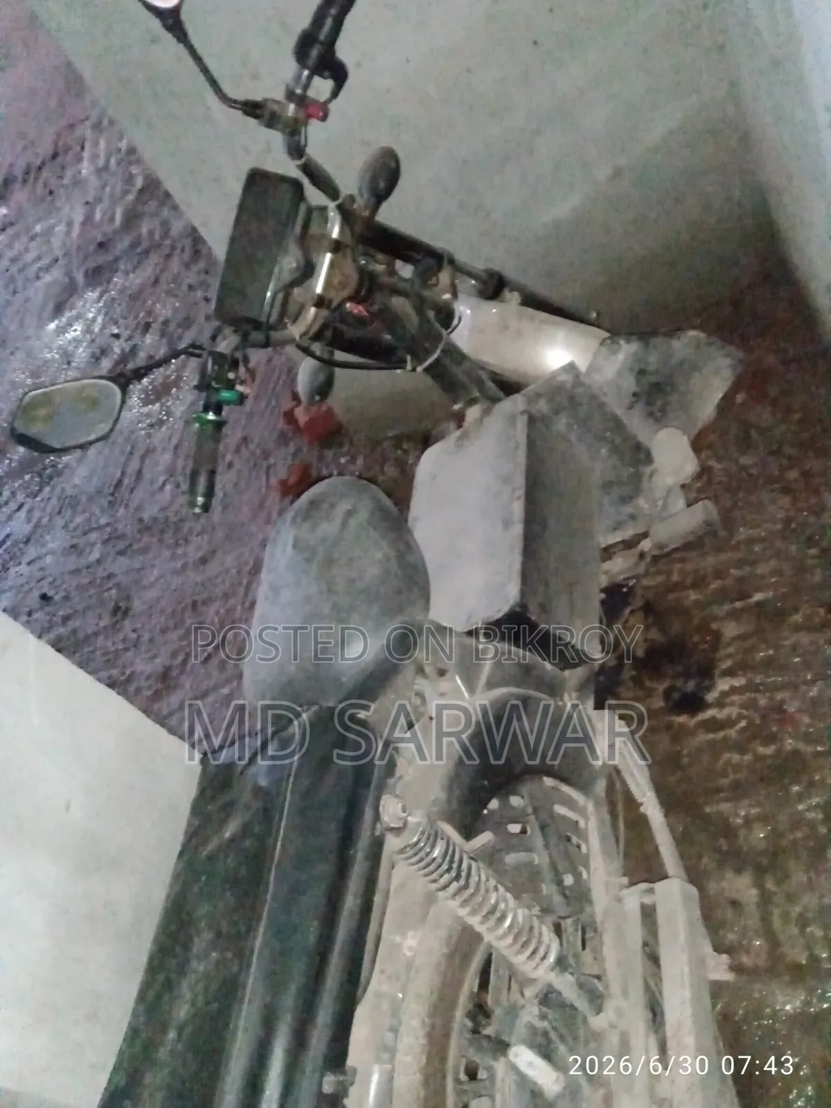 মোটরসাইকেল ২০২১ কালো