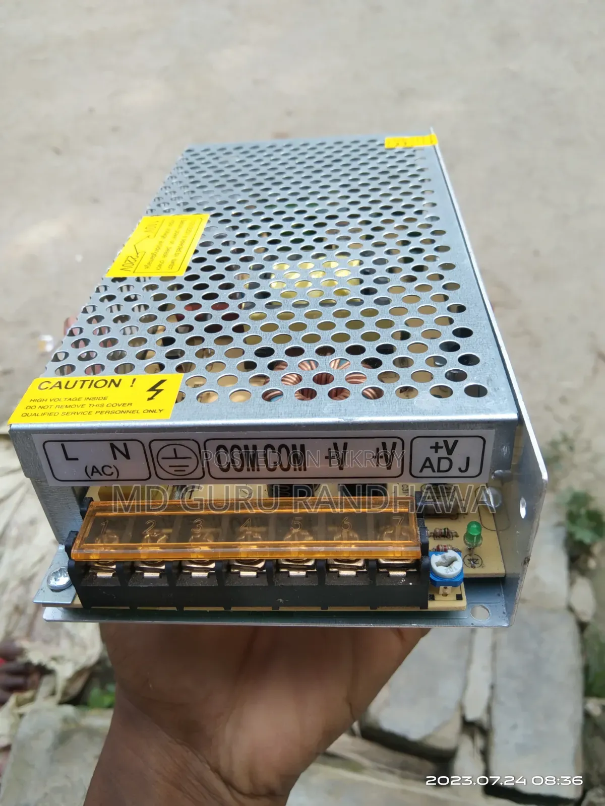 12 Volt 10 Ampere Power Supply