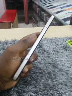 Infinix Smart 8 64 GB Yellow