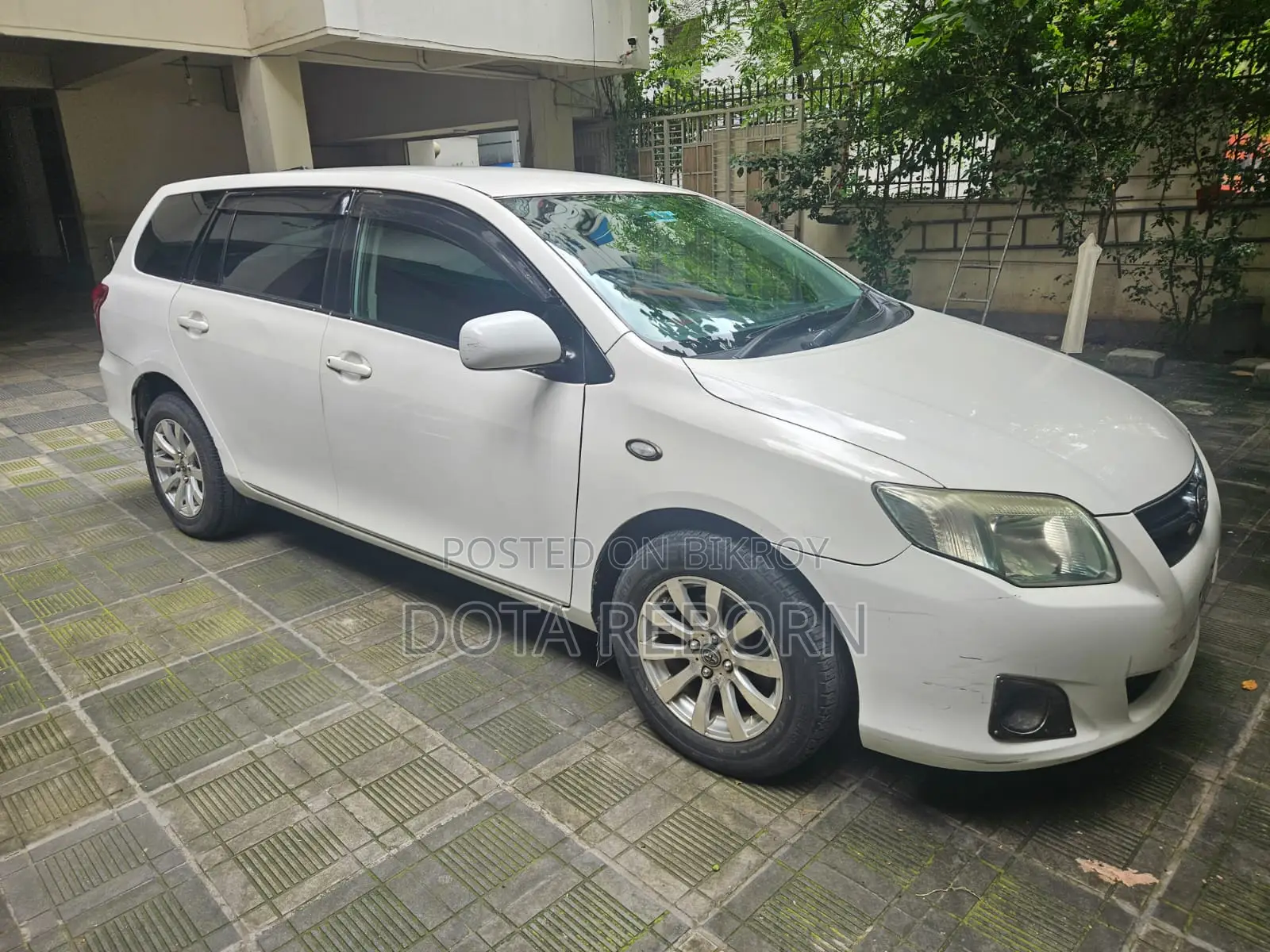 Toyota Axio 2009 White