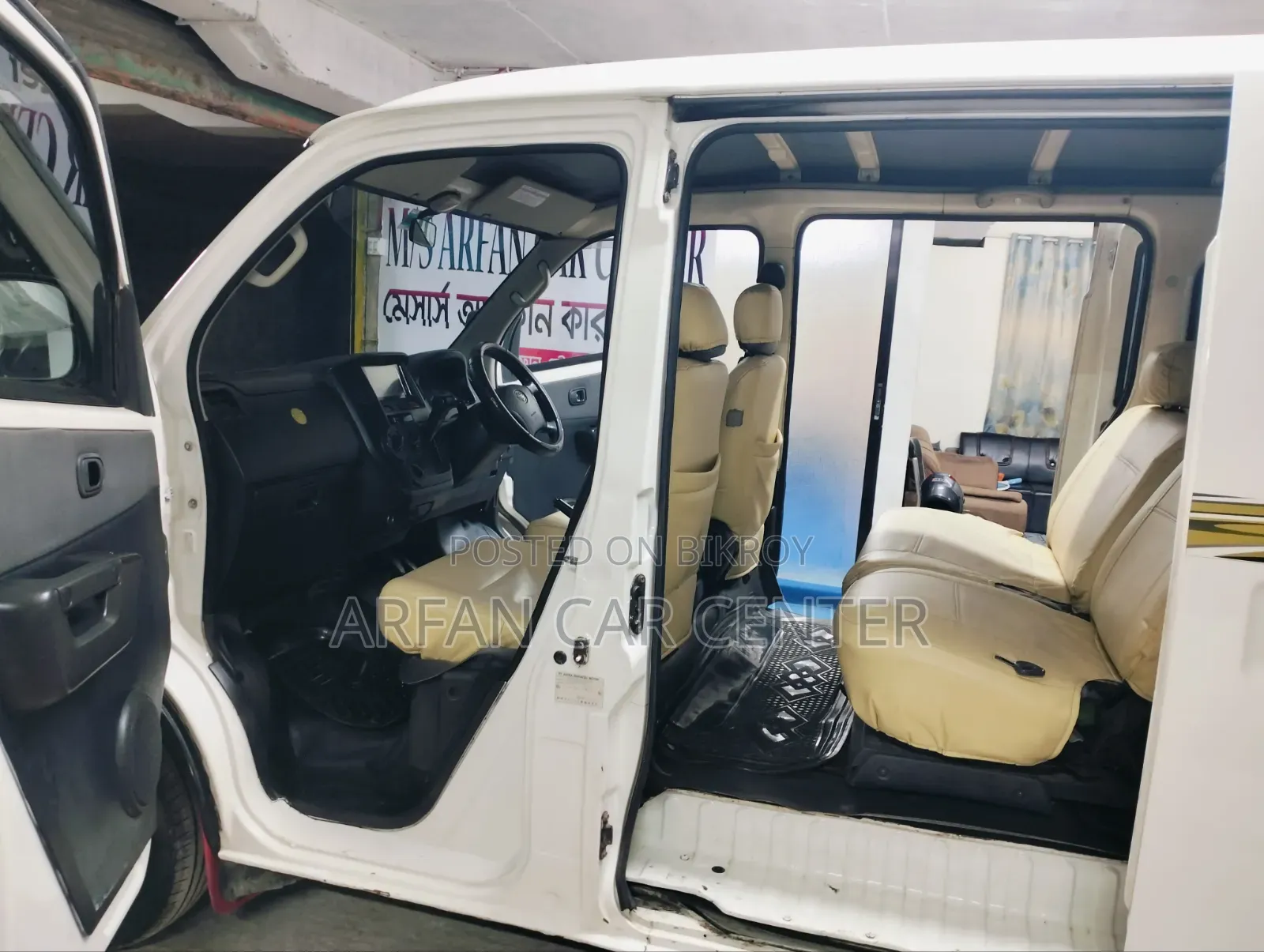 Toyota Noah ২০০৮ হোয়াইট