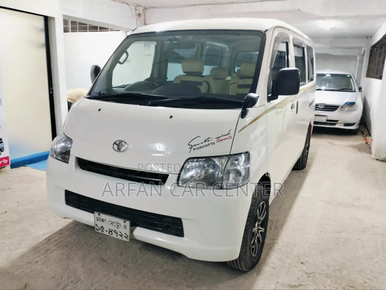Toyota Noah ২০০৮ হোয়াইট