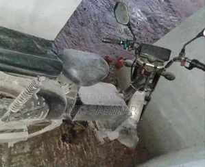 মোটরসাইকেল ২০২১ কালো