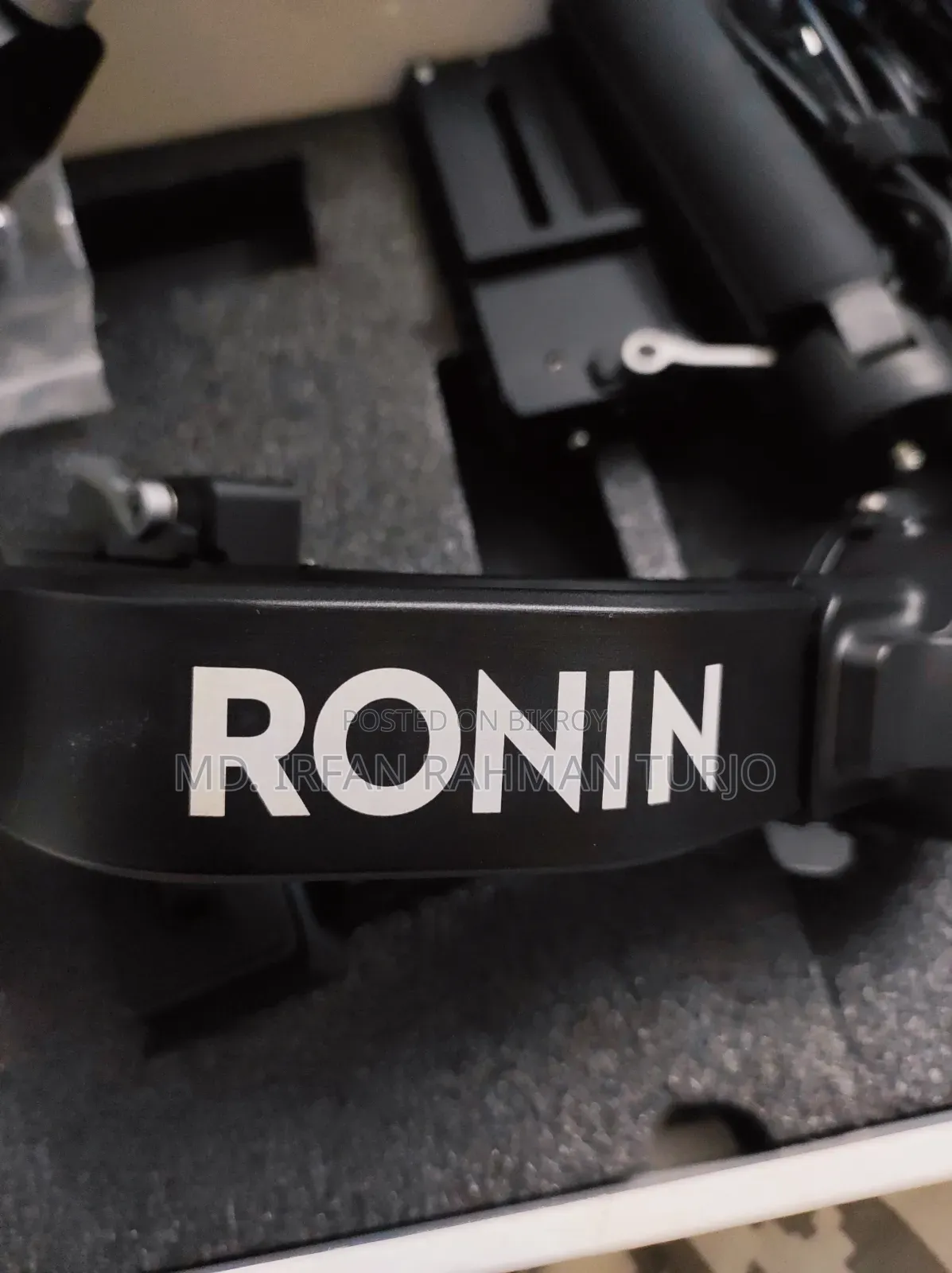 Dji RSC 2 ৩-অক্ষ বিশিষ্ট জিম্বাল স্ট্যাবিলাইজার — ফুল বক্স, চমৎকার কন্ডিশন