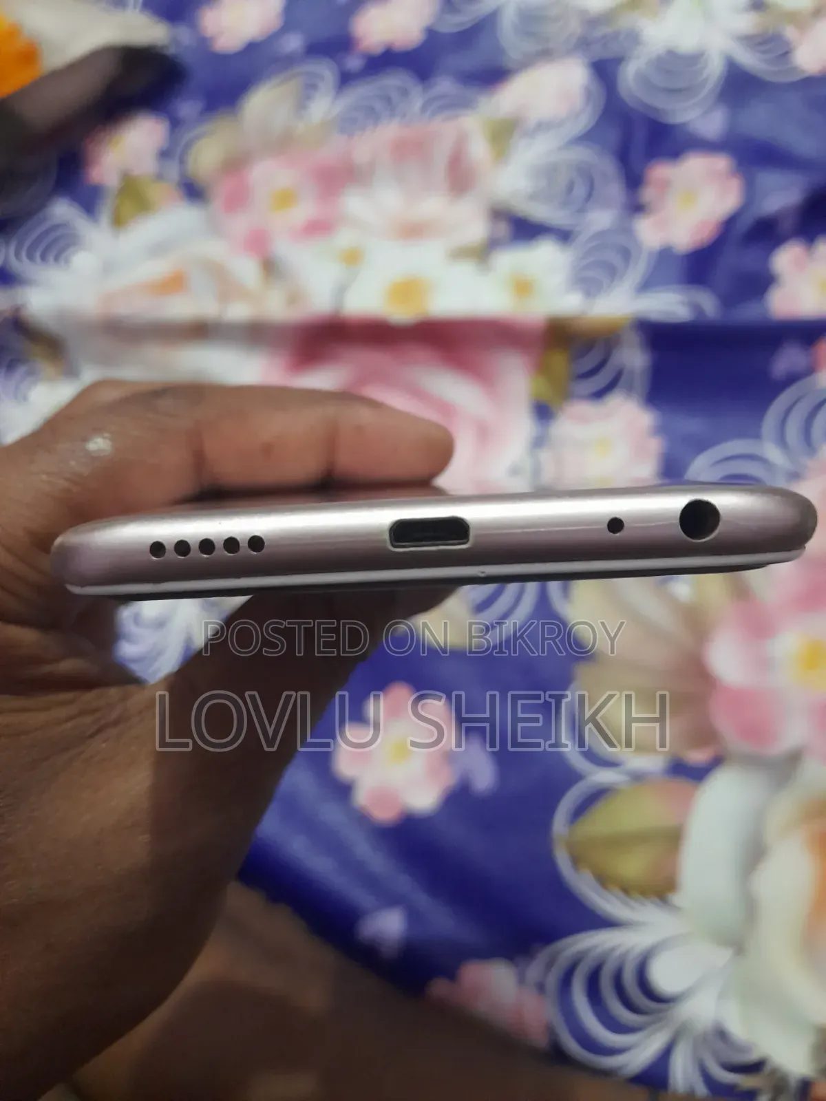 Vivo Y71 16 GB Gold