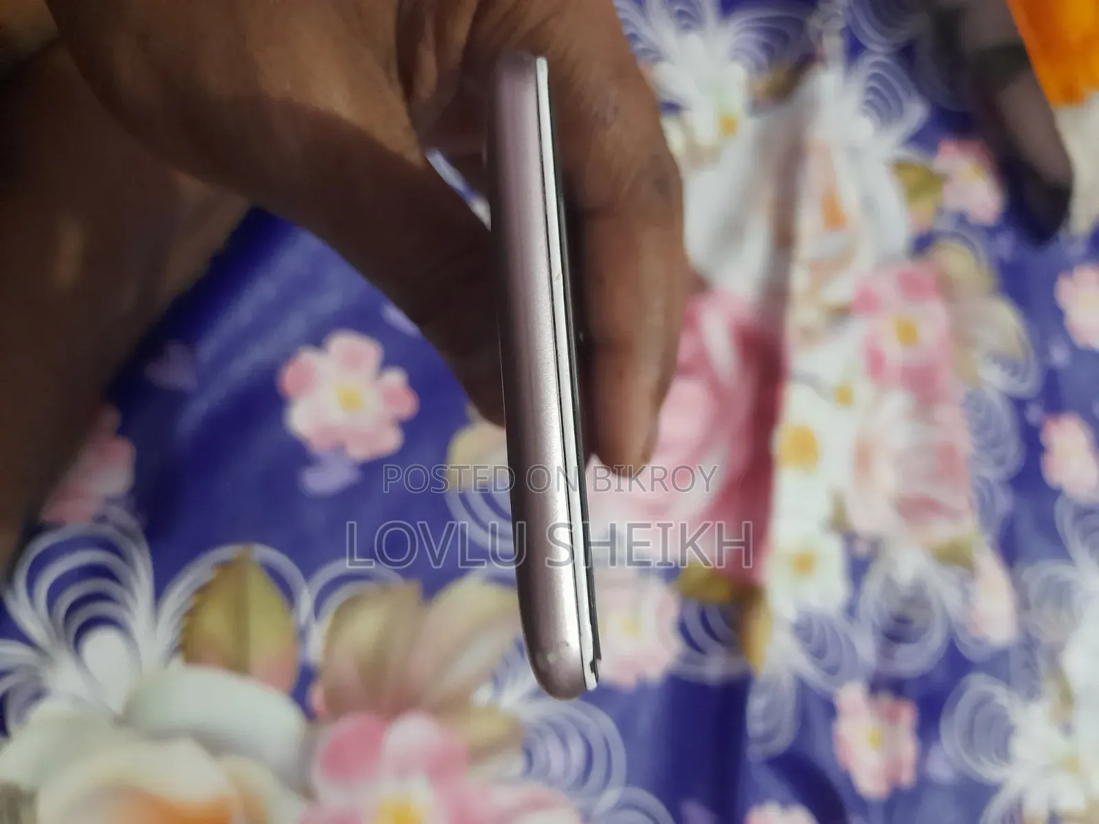 Vivo Y71 16 GB Gold