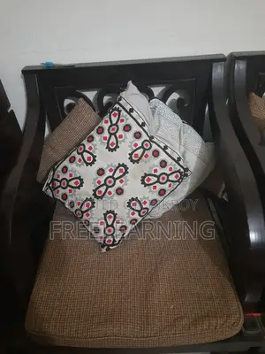 সোফা সেট বিক্রির জন্য (৩ পিস)