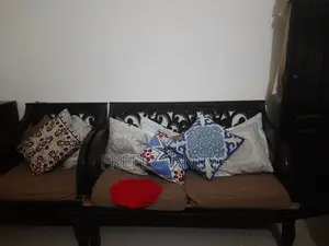 সোফা সেট বিক্রির জন্য (৩ পিস)