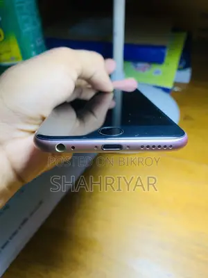 Apple iPhone 6s 64 GB Rose Gold