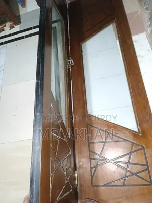 Double door lacquer polished