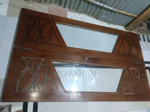 Double door lacquer polished