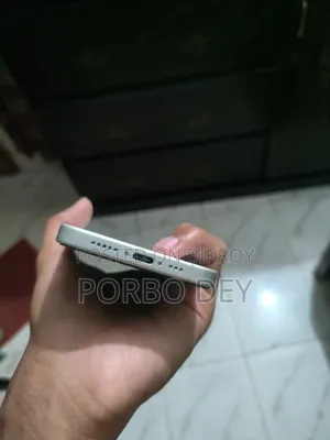 Apple iPhone 16 128 GB White
