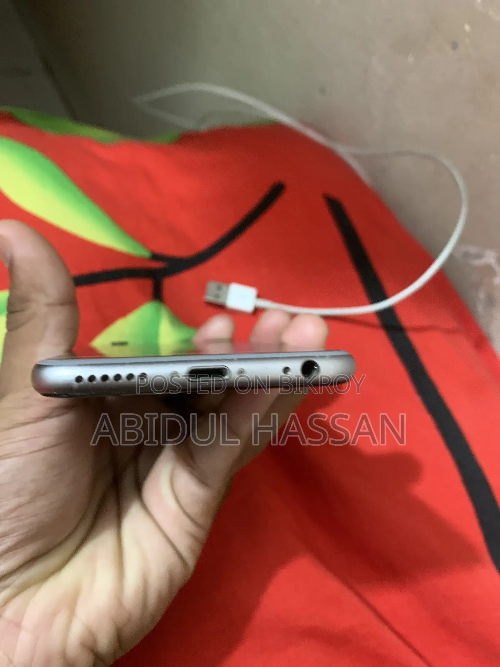 Apple iPhone 6s 32 GB Silver
