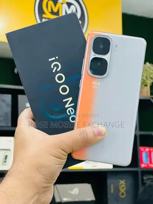 New Vivo iQOO 256 GB Orange