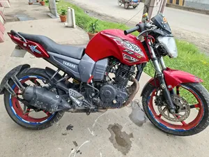 Yamaha FZ 2011 Red