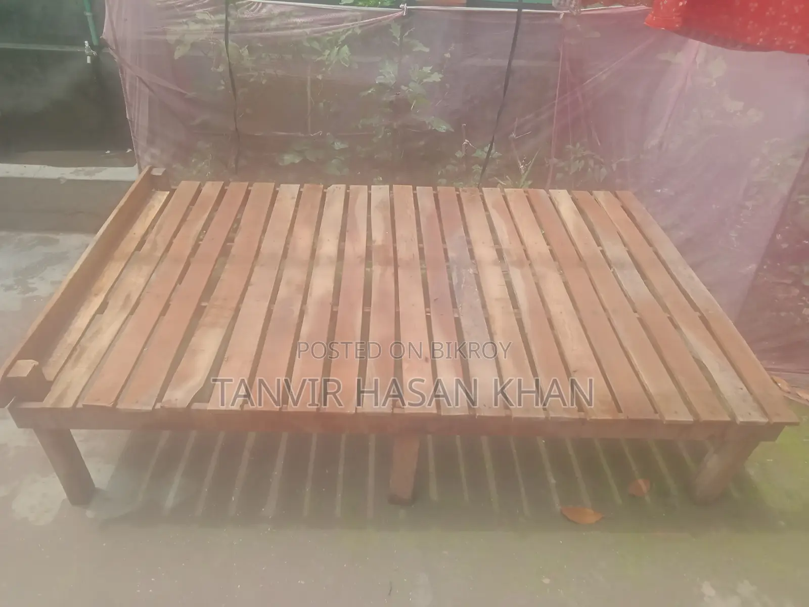 Double Bed (Chouki)