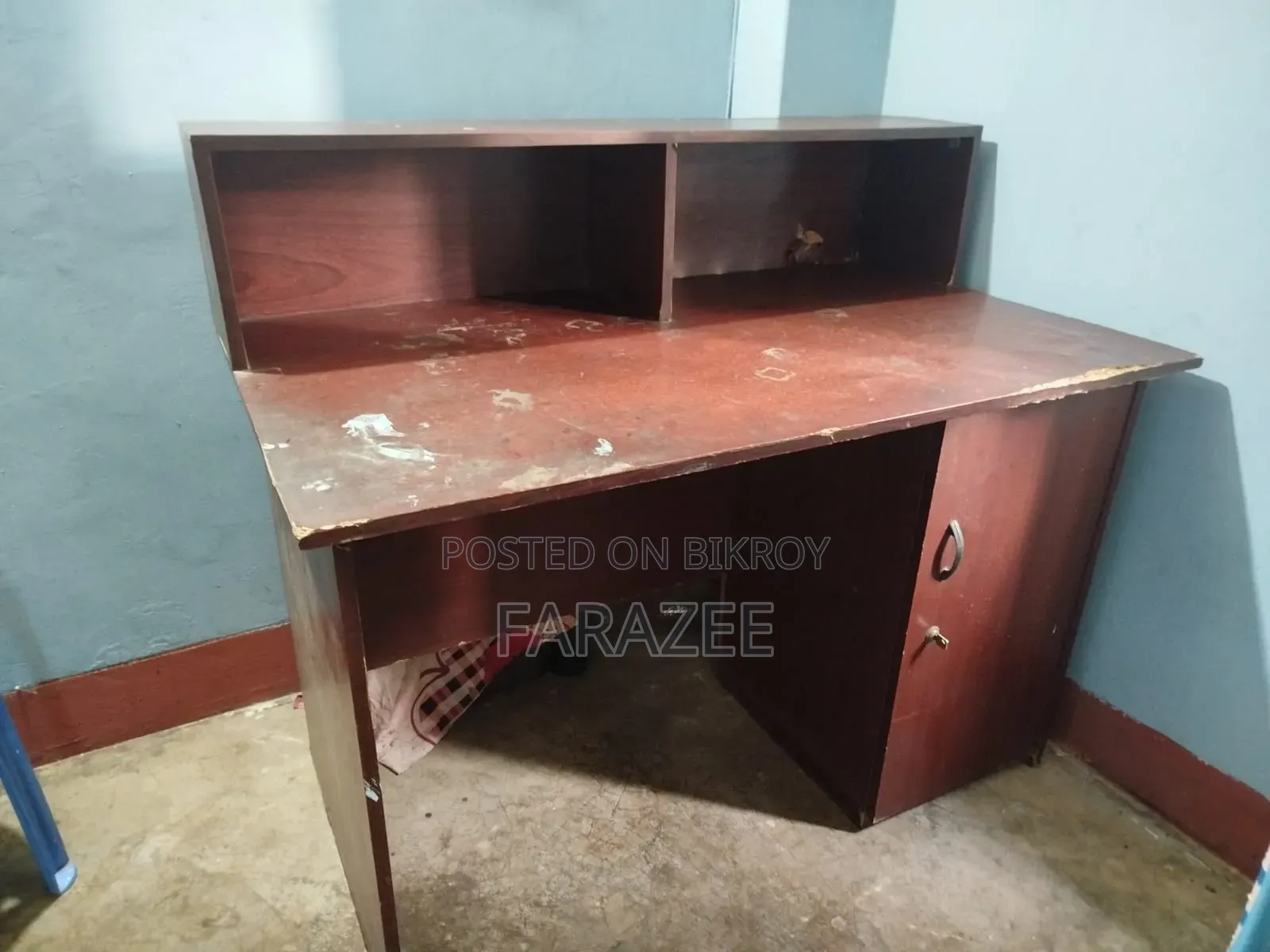 Large Size Used Study Table for Sale