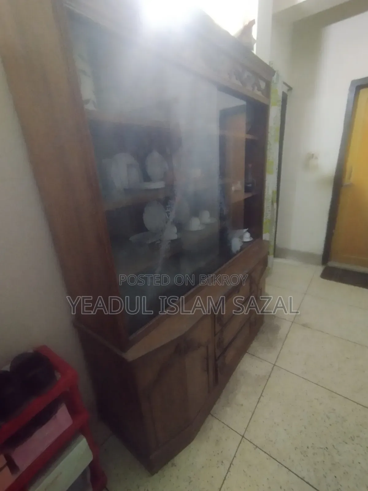 শোকেস সেগুন কাঠ