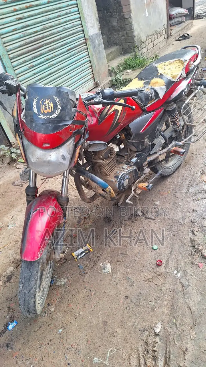 Bajaj Platina 100 2014 Red