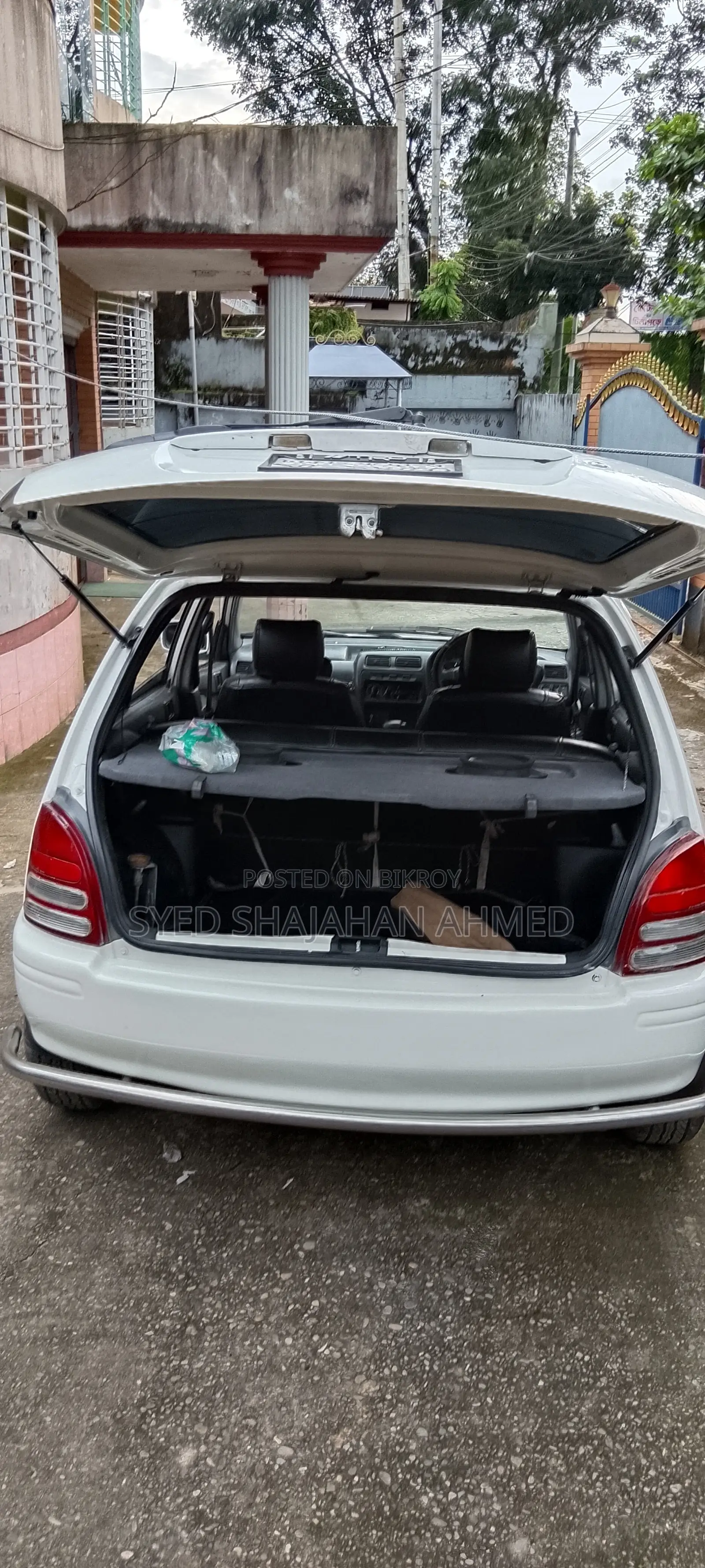 Toyota Starlet 1999 White