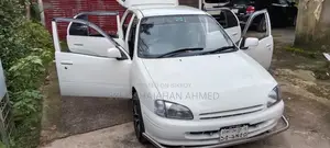 Toyota Starlet 1999 White
