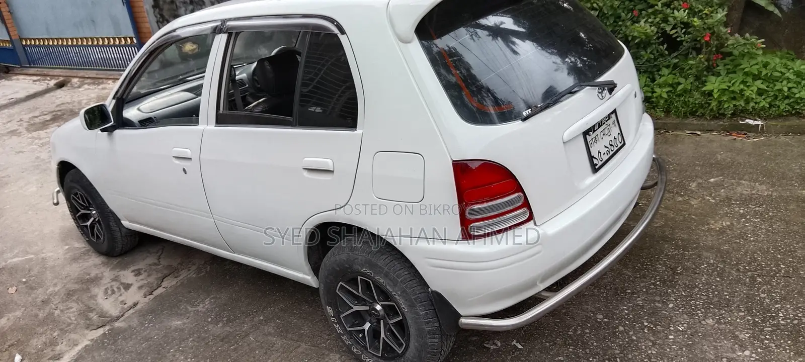 Toyota Starlet 1999 White