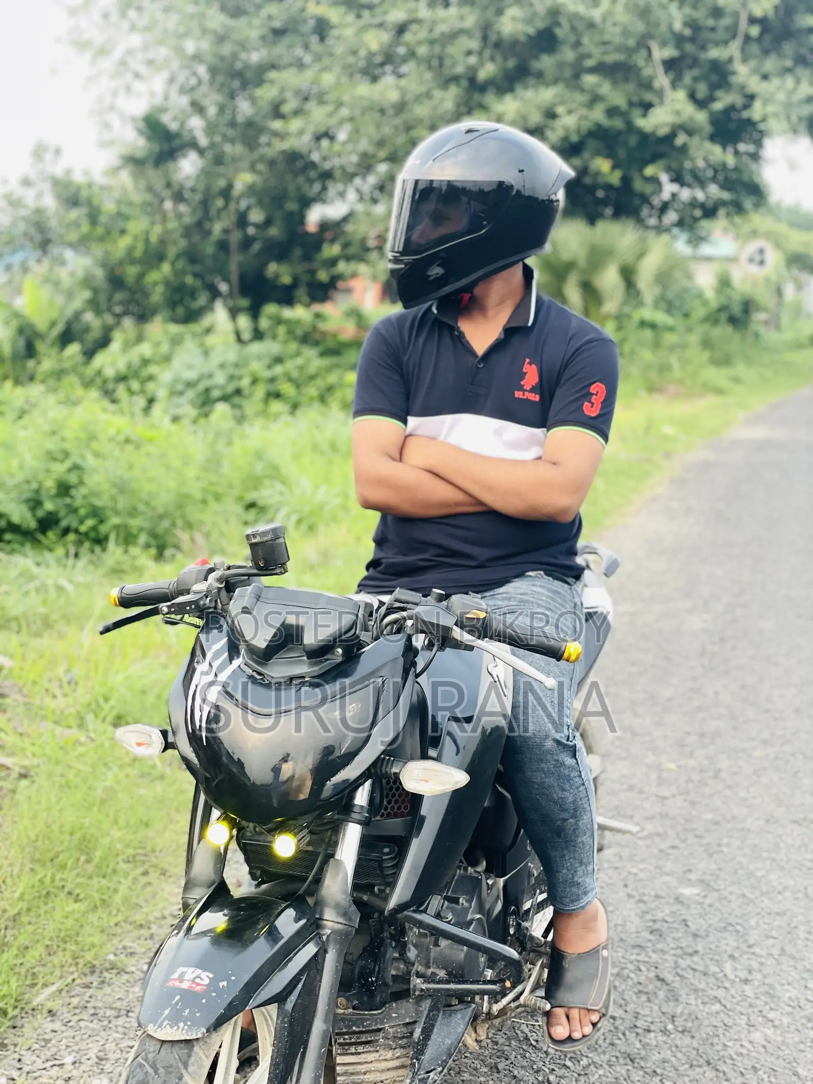 টিভিএস অ্যাপাচি ১৬০ ৪ভি ২০১৯ কালো