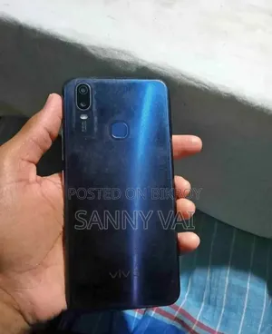 Vivo Y11 32 GB Blue