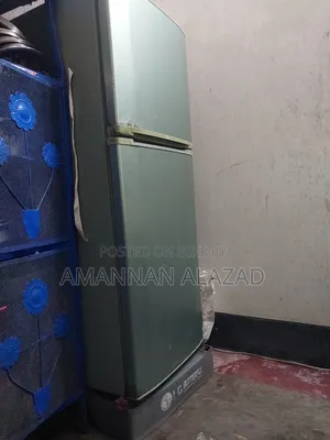 Used running fridge