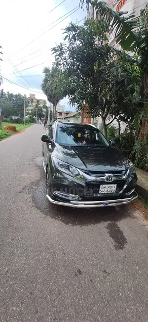 Honda Vezel 2014 Green