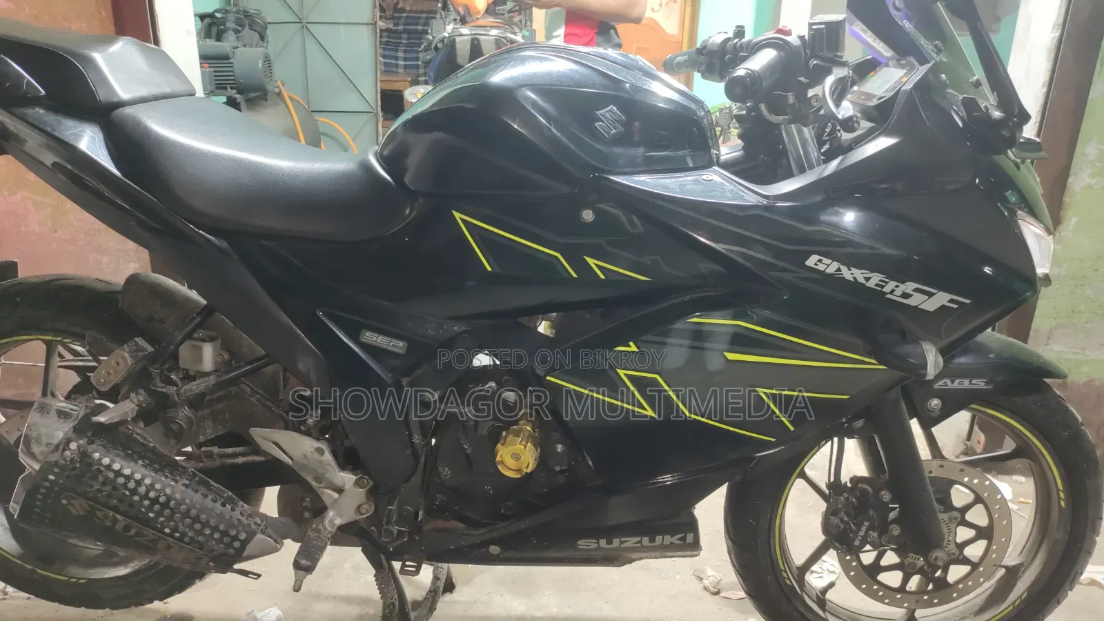 Suzuki Gixxer Fi ABS 2023 Black